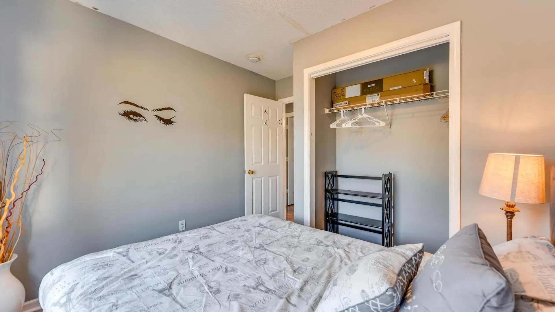 Дом отдыха Uptown Charlotte Townhome With Hot Tub США